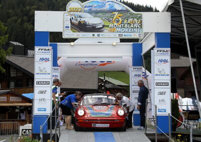 Porsche 911 SC Gazelle n° 313, Frank Servais / Konstantine Buxtorf, Rallye VHC Mont-Blanc 2023
